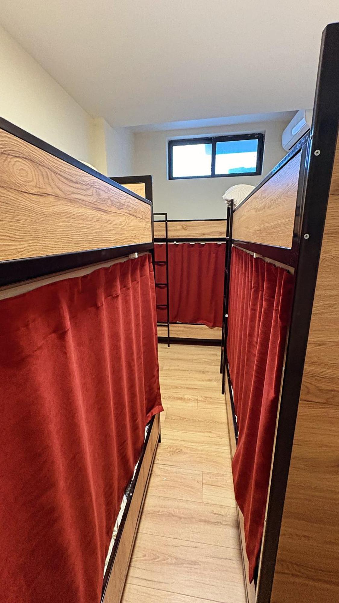 Hostel Chilli Tirana Zewnętrze zdjęcie